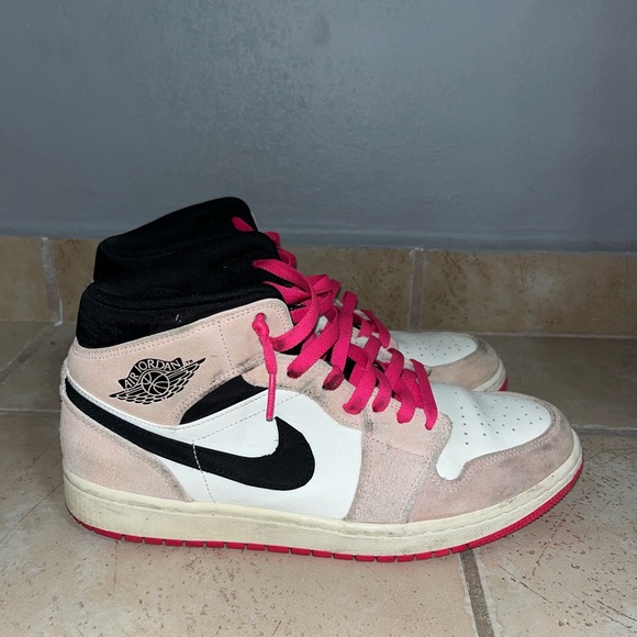 Air Jordan 1 Mid ‘Crimson Tint’ - Picture 2 of 7